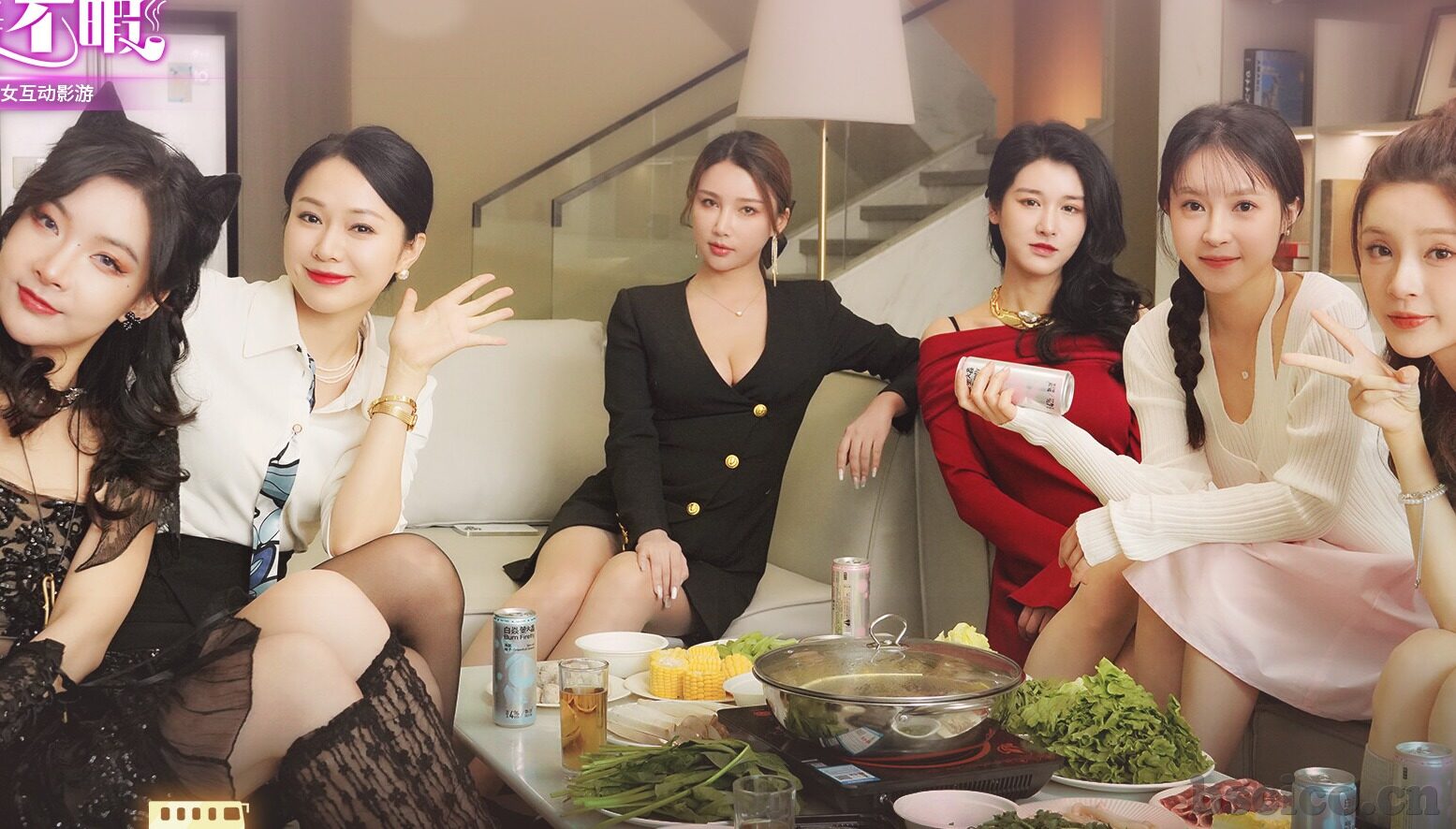 麻豆疯狂对白av-激发幻想空间，麻豆的狂热对白与AV艺术的边界探索